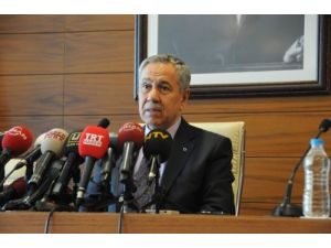 Arınç: Hocaefendi'nin Fedakarlığı Karşısında Rasyonel Düşünmeliyiz