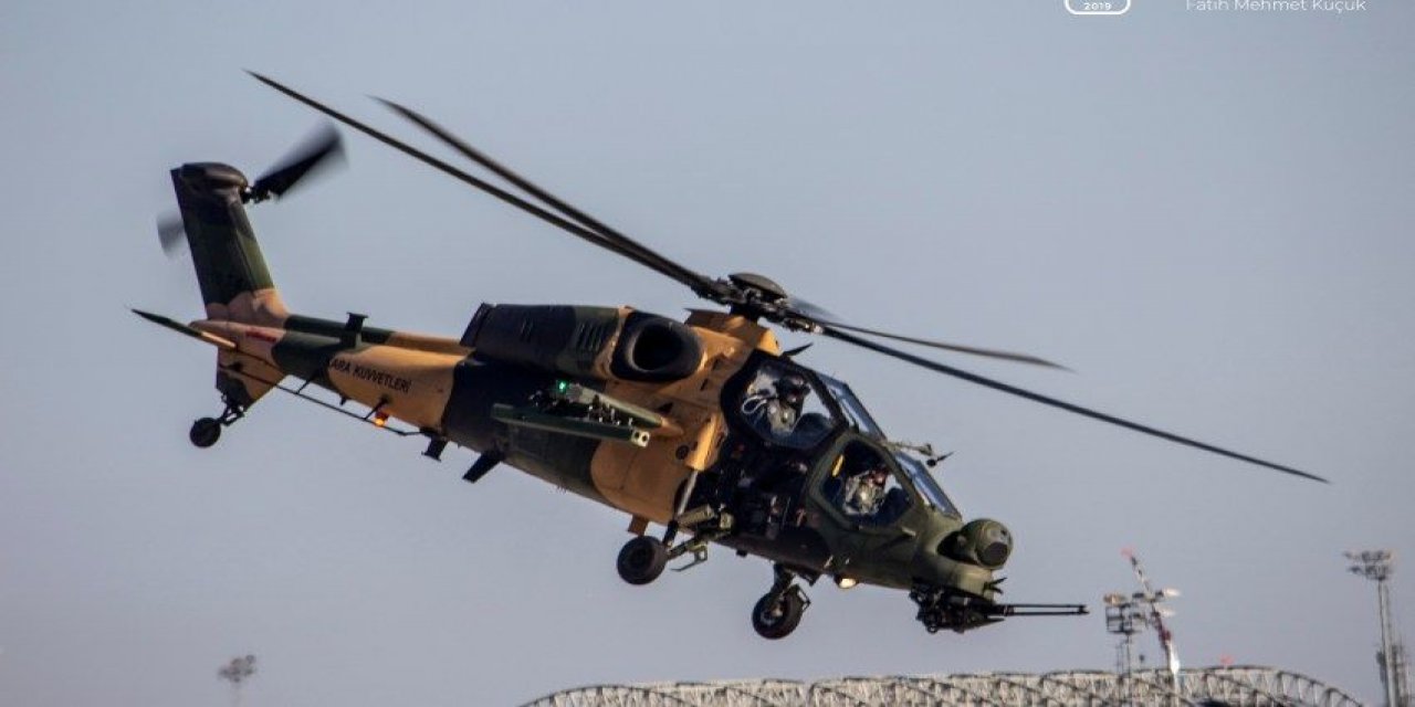 Filipinler'de askeri helikopter düştü! 4 asker öldü 1 yaralı