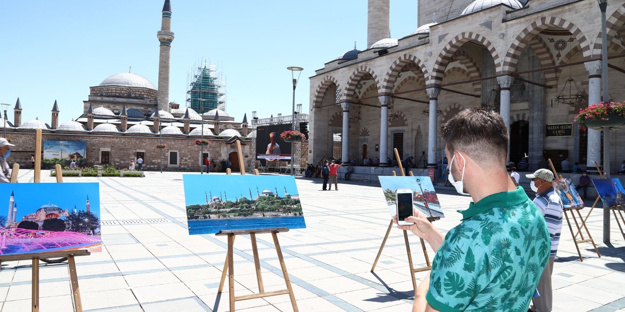 Konya Büyükşehirden “Muhteşem Ayasofya” fotoğraf sergisi