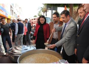 Ak Parti, Manavgat'ta 5 Bin Kase Aşure Dağıttı