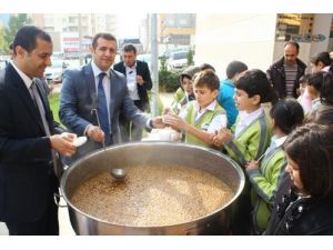 Gamek’ten 4 Bin 500 Kişiye Aşure