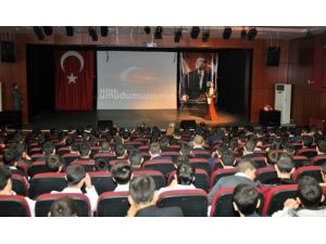 Mamak Belediye Başkanı Akgül, Mezun Olduğu Okulda Seminer Verdi