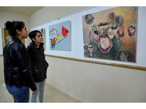 Resim Öğrencilerinin Çalışmaları Sergileniyor