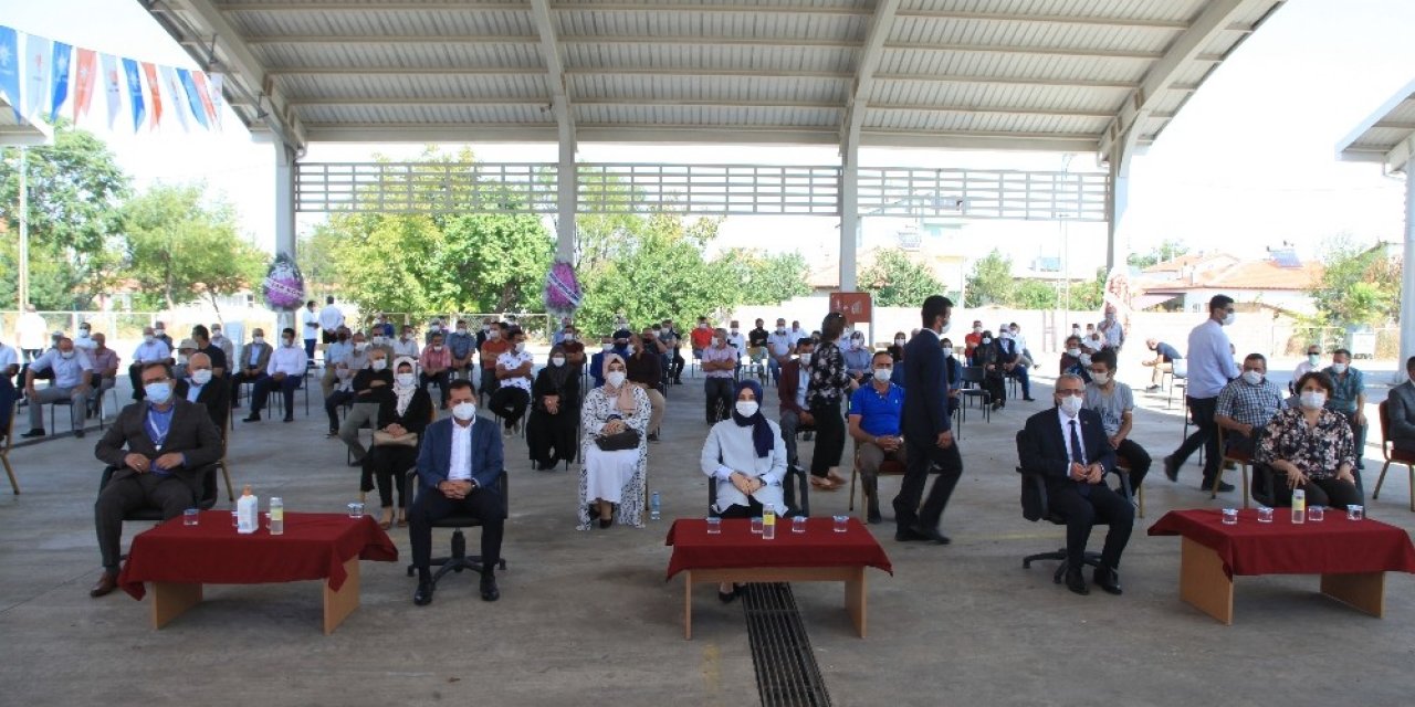 AK Parti Konya’da Sarayönü İlçe Kongresi yapıldı