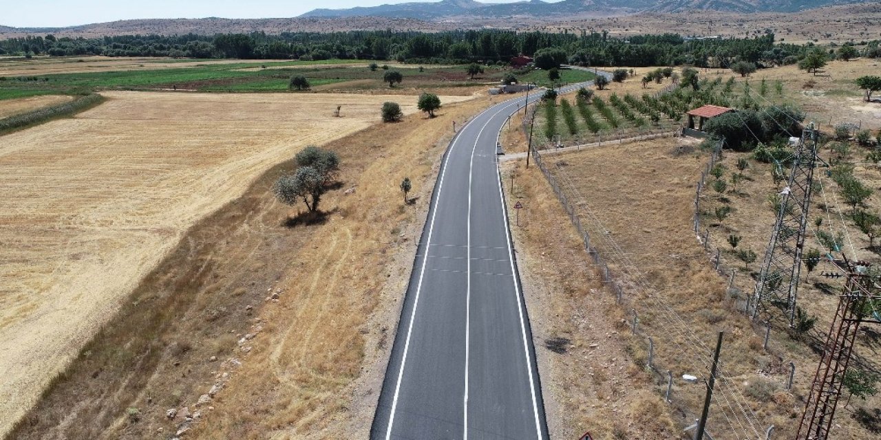 Konya Büyükşehir Sağlık Mahallesinin 4,5 kilometrelik yolu tamamladı
