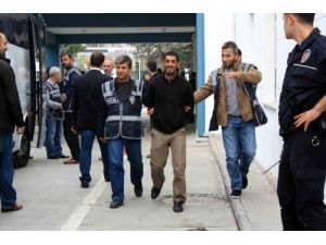 Mersin'de 'Hırsızlık Çetesine' Şafak Operasyonu