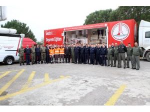 Subaylara Deprem Eğitimi Verildi