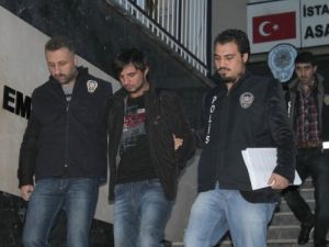 Yaşlı Kadının 127 Bin Lirası Dolandırıcılardan Son Anda Kurtarıldı