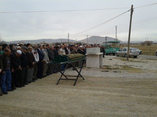 Kazada ölen baba ve oğlu toprağa verildi