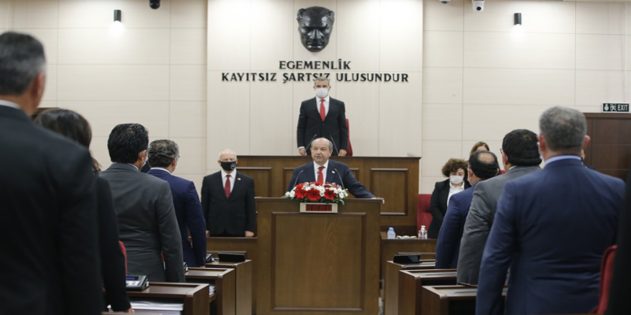 KKTC'de Ersin Tatar, Cumhurbaşkanlığı yemini etti