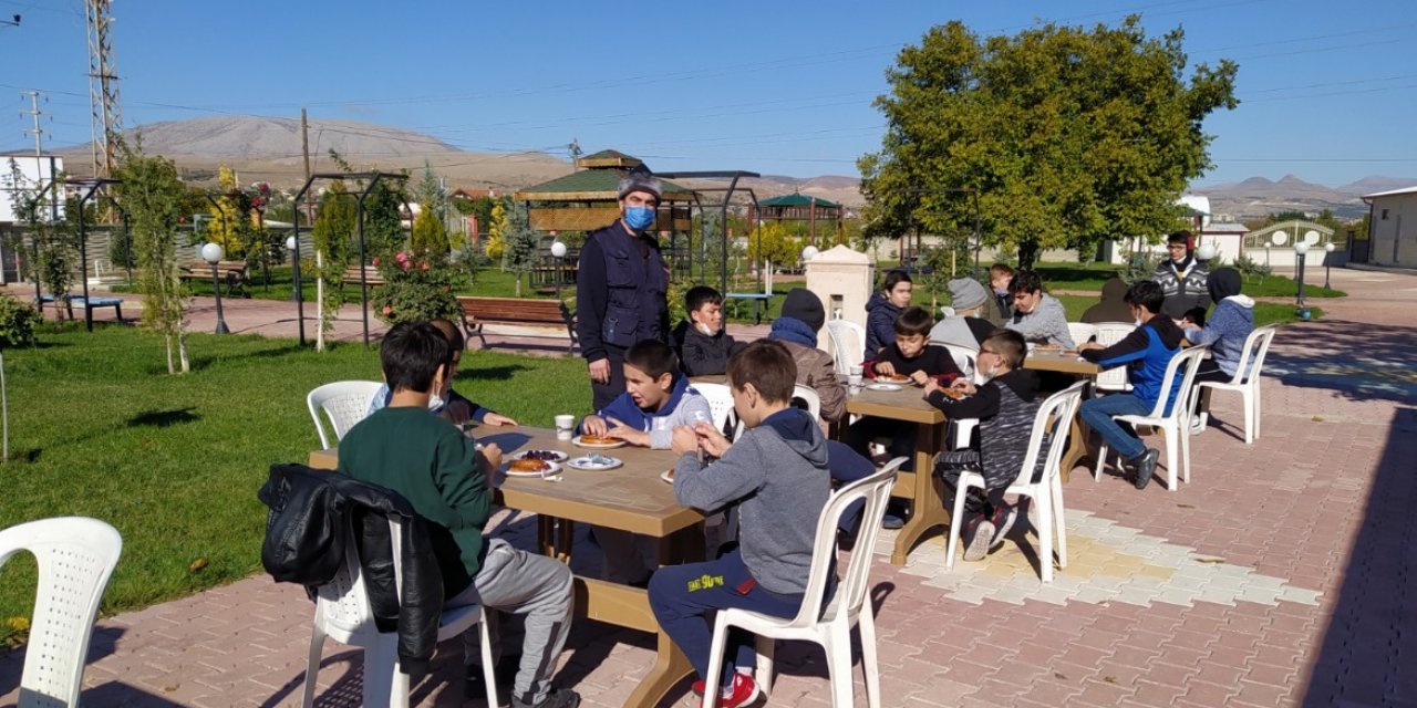 Konya İl Müftülüğü izcilik kampı düzenledi