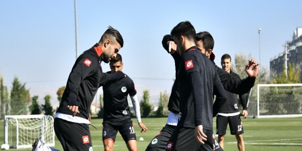 Konyaspor, Kasımpaşa hazırlıklarına başladı