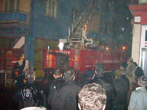Seydişehir'de akşam çıkan yangın korkuttu