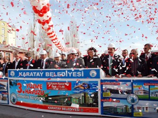 Karatay'da 3'üncü yüzme havuzunun temeli atıldı