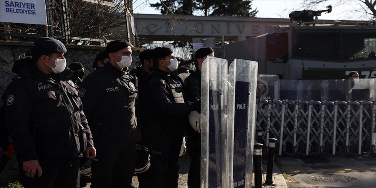 Boğaziçi Üniversitesi önündeki gösterilere ilişkin 14 kişi daha gözaltına alındı