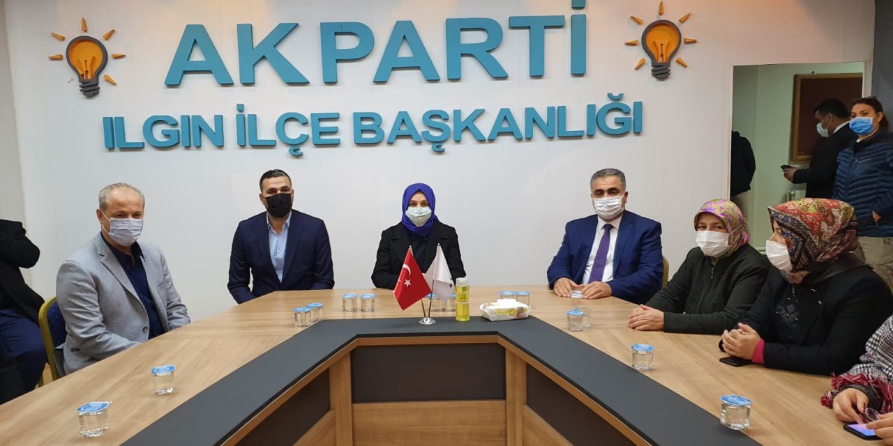 AK Parti Genel Başkan Yardımcısı Leyla Şahin Usta'dan aşı tavsiyesi