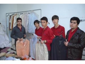 Liseli Gençler Fakir Aileleri Sevindirdi