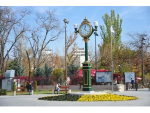 Başkente Uydudan Güncellenen Saat Kuleleri Yapılıyor