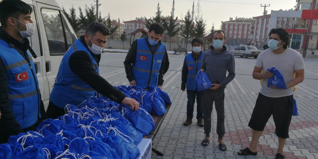 Yabancı öğrencilere şivlilik ikram edildi