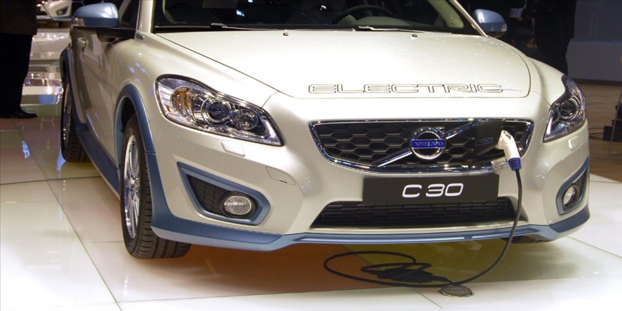 Volvo 2030 itibarıyla tamamen elektrikli araç üretme planı yapıyor