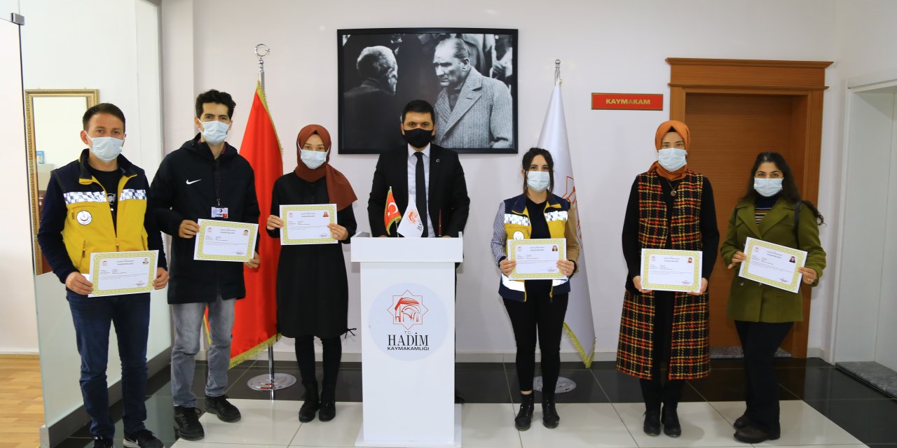 Hadim'de sağlık çalışanları başarı belgesi ile ödüllendirildi