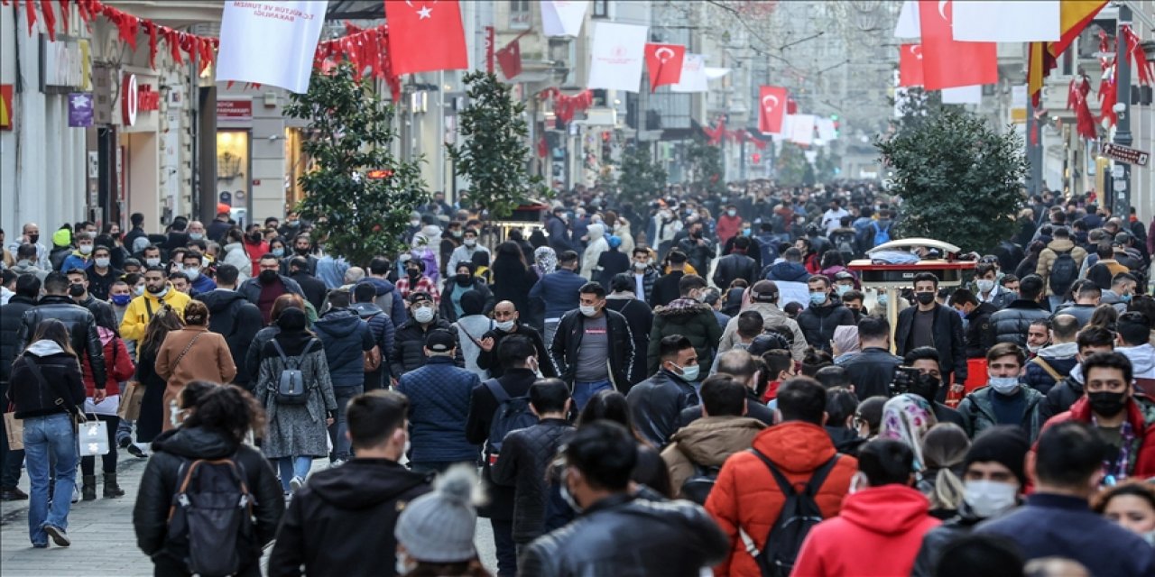 Türkiye'nin koronavirüsle mücadelesinde son 24 saatte yaşananlar