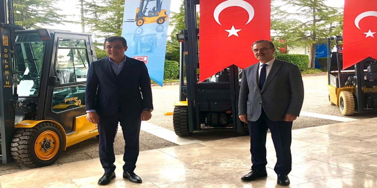 Konyalı firma ürettiği  forkliftleri tanıttı