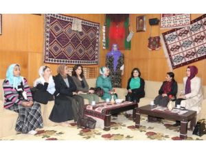 Kadın Derneği Aşure Programı Düzenledi