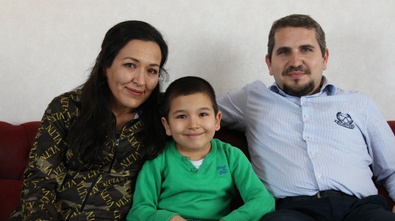 Erken tanı sayesinde otizmi yenen 7 yaşındaki Mert Ege, ailesinin mutluluk kaynağı oldu