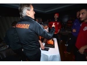 Galatasaray'da Mancini'ni Yaş Günü Kutlandı