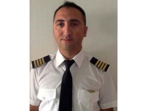 Eğitim Uçağı Gövde Üzerine İndi