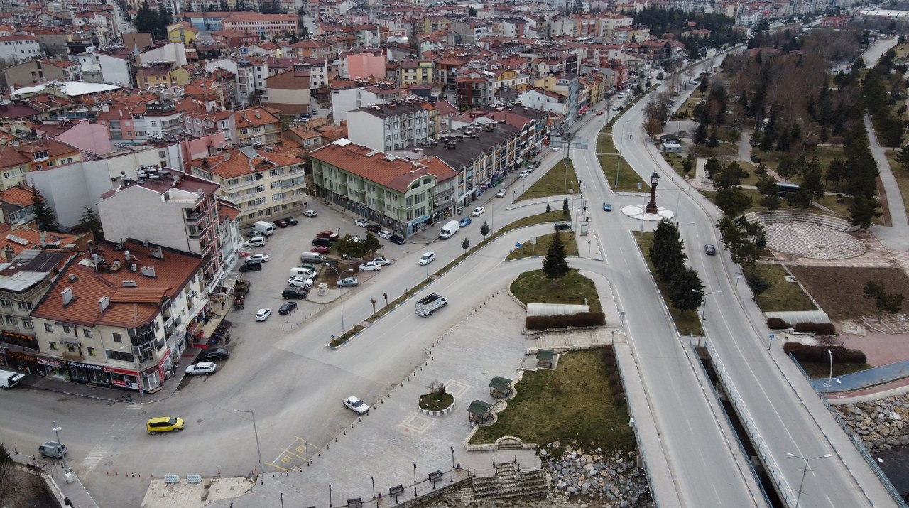 Beyşehir'de "ücretli otopark" uygulamasına yeniden dönüş yapılıyor
