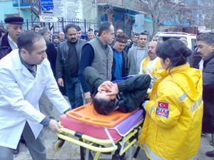 Minibüsün çarptığı öğrenci ağır yaralandı