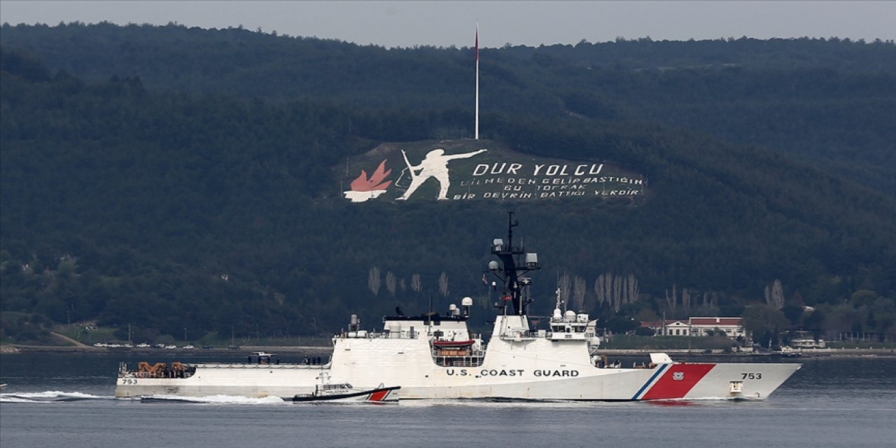 ABD sahil güvenlik gemisi 'USCGC Hamilton' Çanakkale Boğazı'ndan geçişine başladı