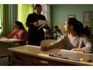 İlk Merkezi Sınav Türkçe Dersiyle Başladı