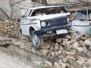 Sarıveliler'de trafik kazası: 6 yaralı