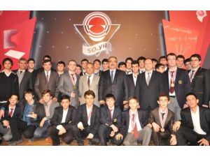 Bilimde Yamanlar’a Madalya Yağmuru