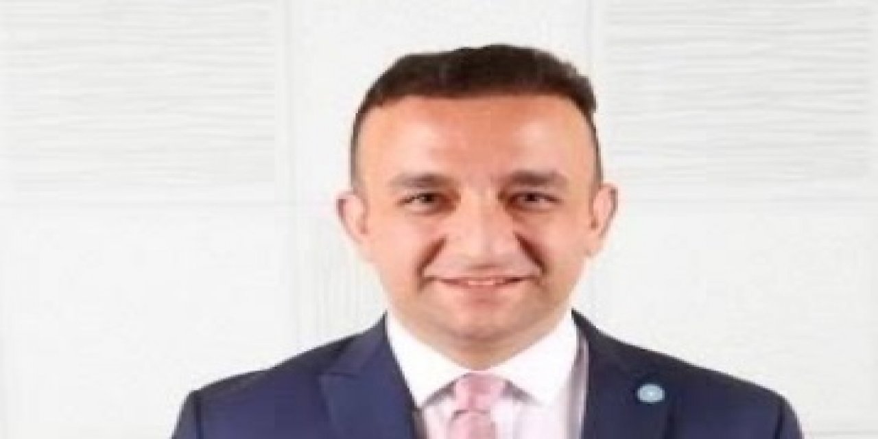 Gökhan Tozoğlu: Tuz Koktu, Haberiniz Var Mı?