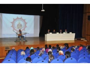 Ömü'de "Hacı Bektaş-ı Veli Düşüncesinin Evrenselliği" Anlatıldı