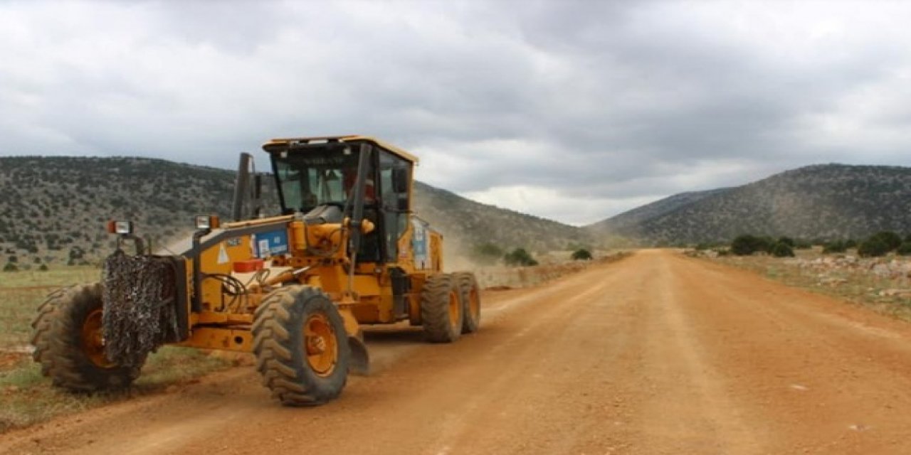 Akören’de Boğaz Yolu çalışmaları başladı