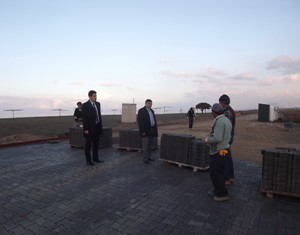 Karaburun Plajı'nda altyapı çalışmaları sürüyor