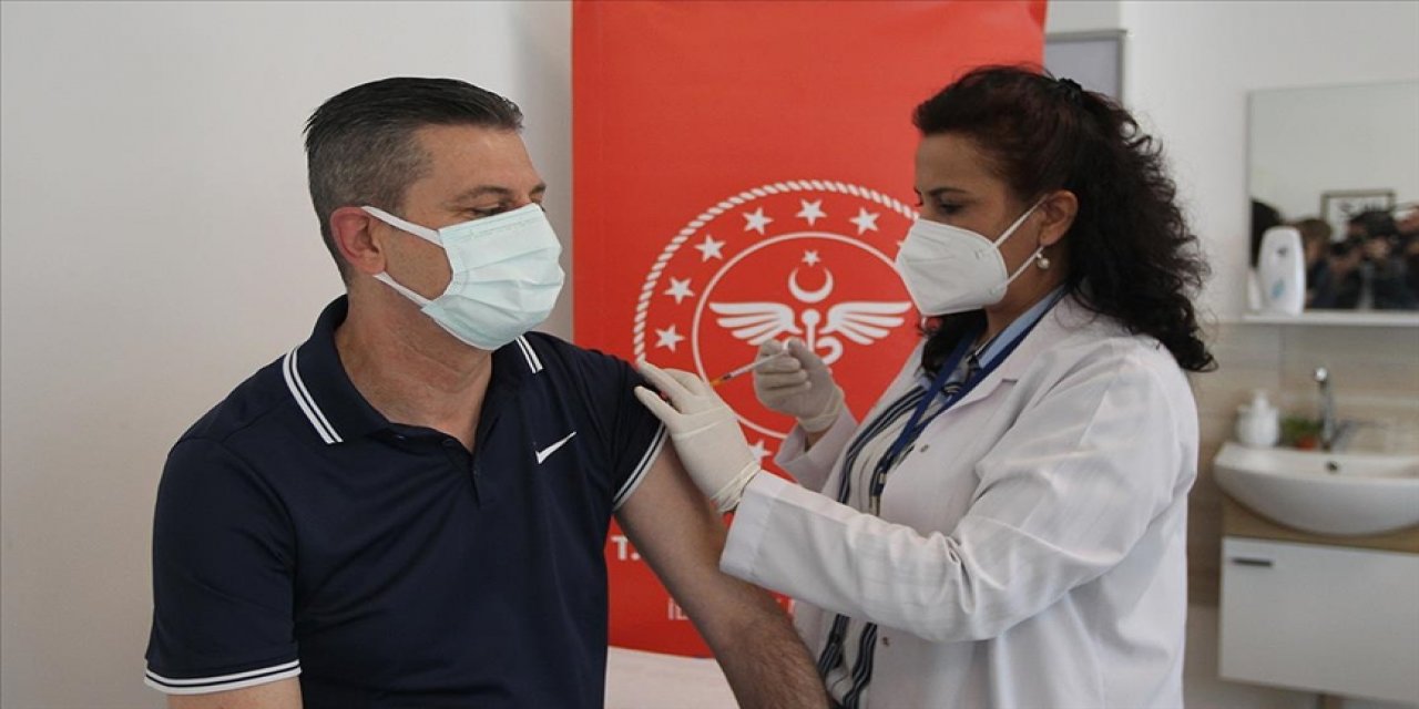 Kovid-19'la mücadele kapsamında uygulanan aşı miktarı 31 milyon 755 bin 665'e ulaştı