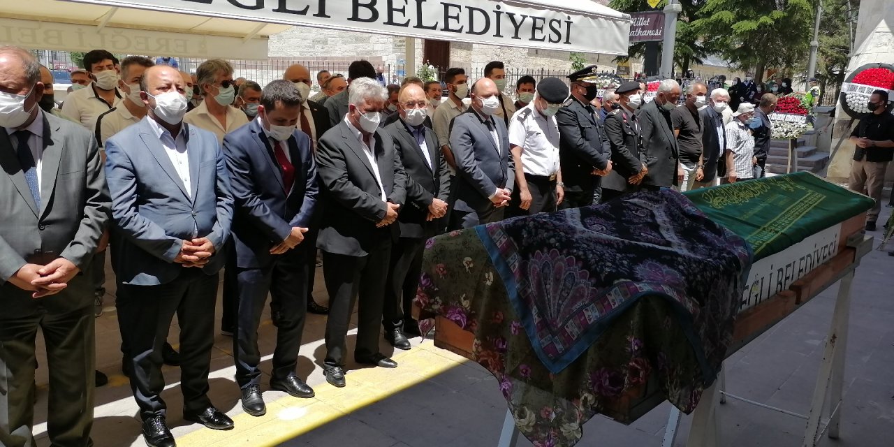 1. Ordu Komutanı Orgeneral Musa Avsever, Konya'da kayınvalidesinin cenazesine katıldı