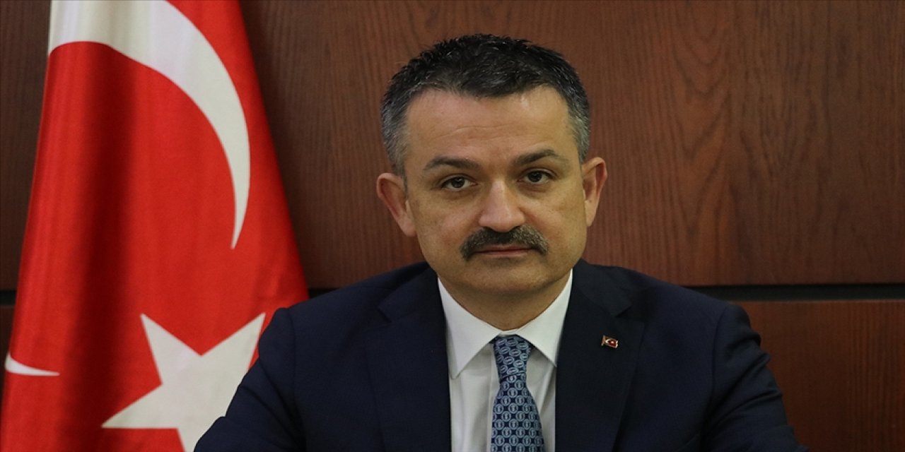 Bakan Pakdemirli: Yetiştiricilerimizi yüksek yem maliyetleri altında ezdirmeyeceğiz