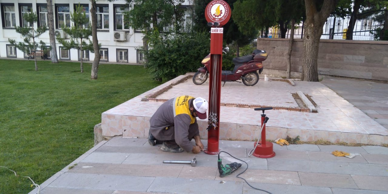 Seydişehir Belediyesi ilçenin iki faklı noktasına bisiklet tamir istasyonu kurdu
