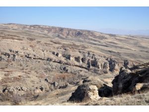 Tunceli’de Bir Tarihi Kent Daha Bulundu