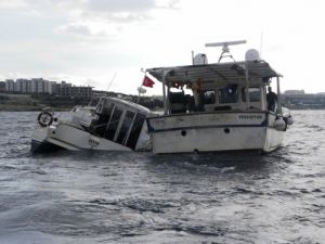 Batan Teknenin Personelini Sahil Güvenlik Kurtardı