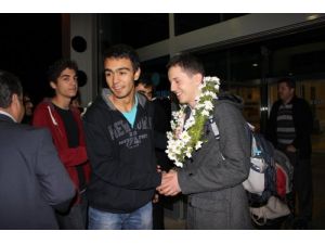 Madalya Kazanan Şanlıurfalı Öğrenciler: Başarımızda Dershanemizin Payı Büyük