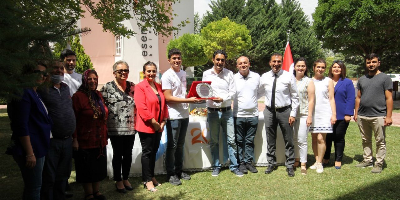 Özel Esentepe Koleji LGS'de Türkiye birincisi çıkardı