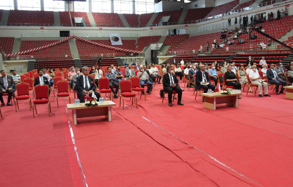 Konya Barosu’nda Genel Kurul heyecanı yaşandı